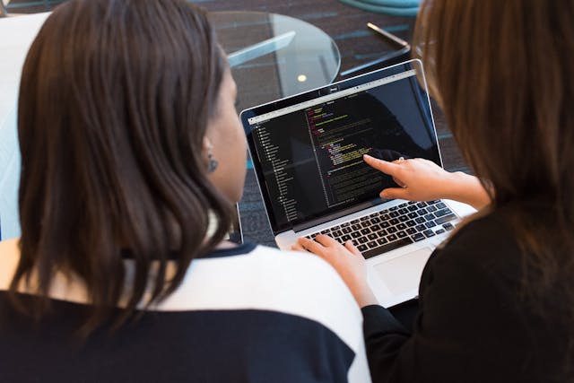Conversion-Focused Interfaces for the Modern Consumer